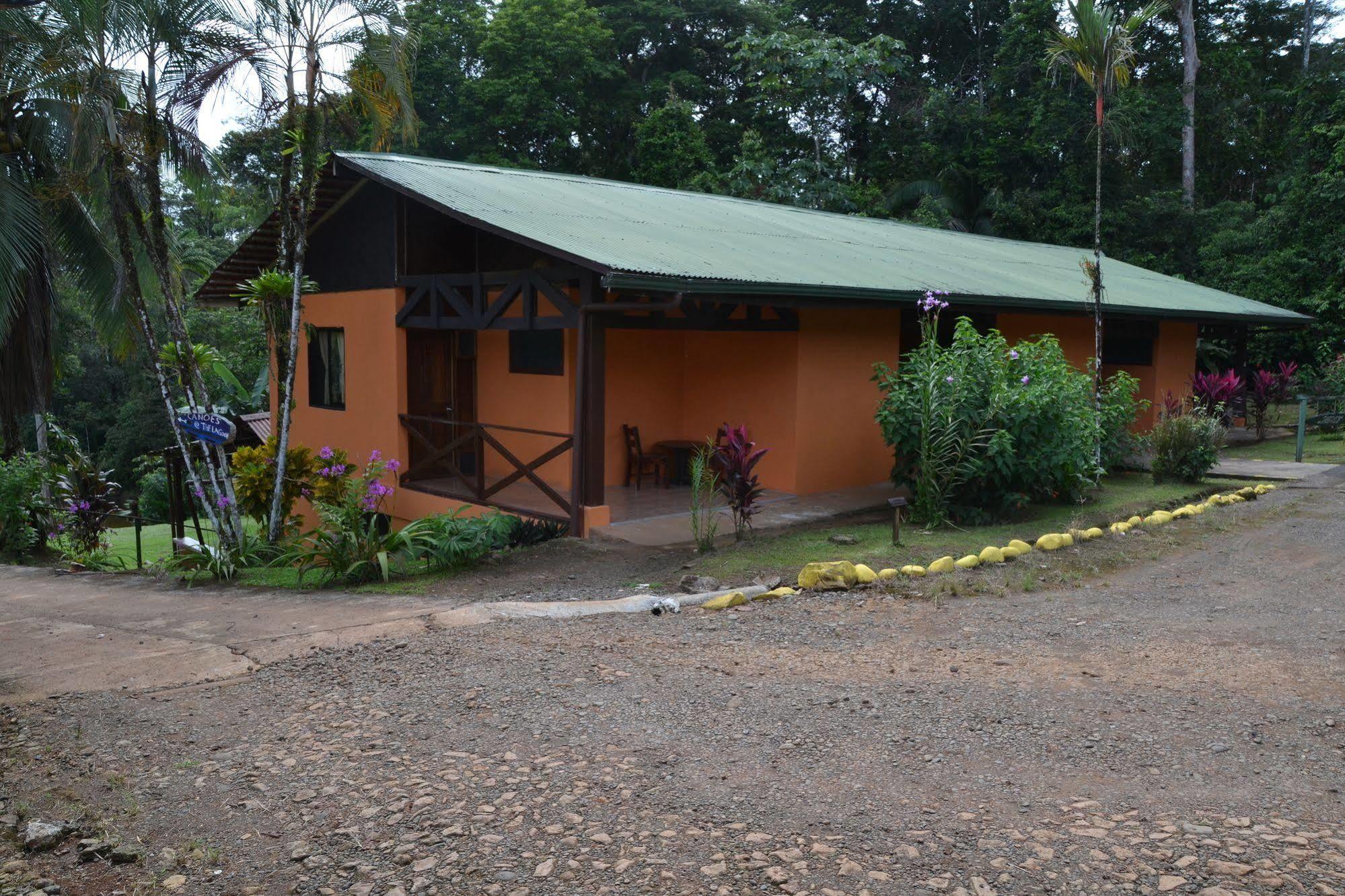 La Laguna Del Lagarto Eco-Lodge Pital  Exteriör bild